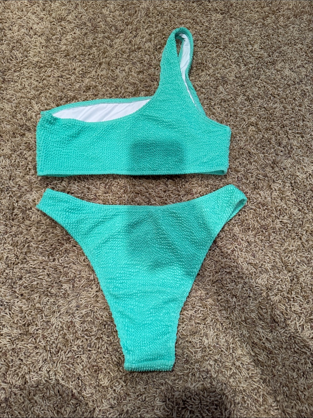 One-Shoulder Textured Green Bikini Set - Picture 5 of 6